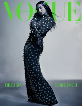 Cover of VOGUE (Singapore)
