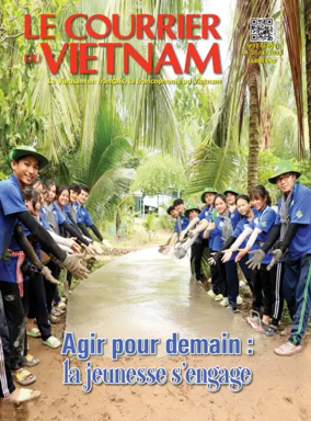 Cover of Le Courrier du Vietnam