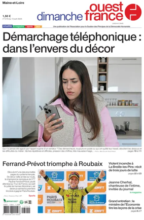 Cover of Dimanche Ouest France (Maine-et-Loire)