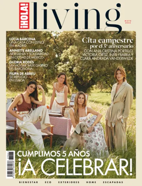 Cover of ¡HOLA! Living
