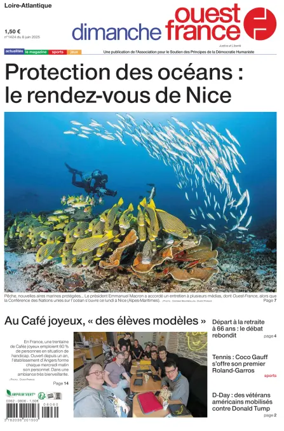 Cover of Dimanche Ouest France (Loire-Atlantique)