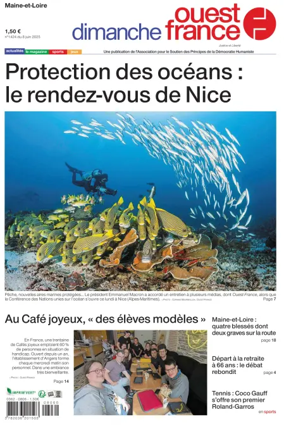 Cover of Dimanche Ouest France (Maine-et-Loire)