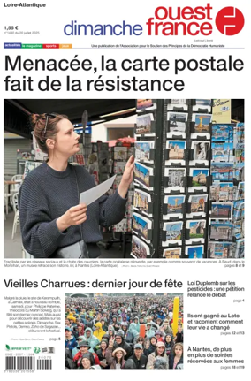 Cover of Dimanche Ouest France (Loire-Atlantique)