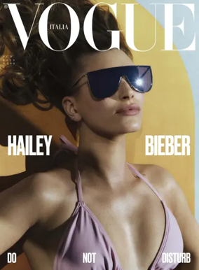 Cover of VOGUE (Italy)