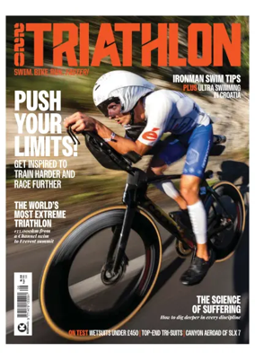 Cover of 220 Triathlon Magazine