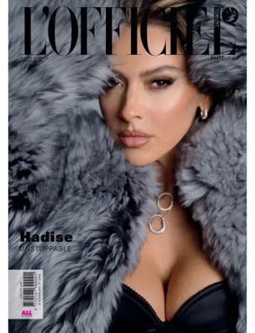 Cover of L'Officiel (Turkey)