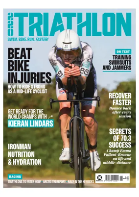 Cover of 220 Triathlon Magazine