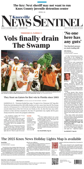 Cover of Knoxville News Sentinel