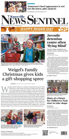 Cover of Knoxville News Sentinel