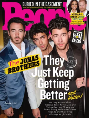 Cover of People (USA)