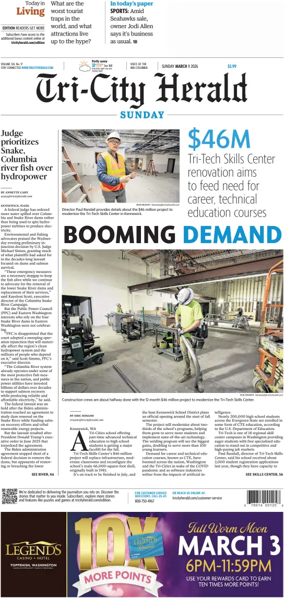 Cover of Tri-City Herald (Sunday)
