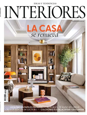 Cover of Interiores