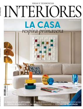 Cover of Interiores