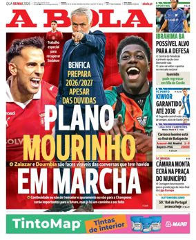 Cover of A BOLA (Portuguese)