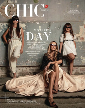 Cover of Chic Magazine Puebla