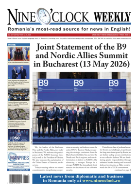 Cover of Nine o clock Weekly (Romania)