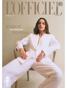 Cover of L'Officiel (Turkey)