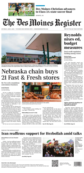 Cover of The Des Moines Register