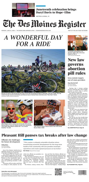Cover of The Des Moines Register