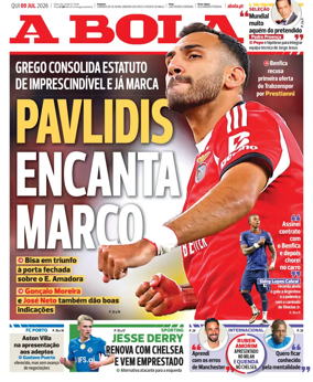 Cover of A BOLA (Portuguese)