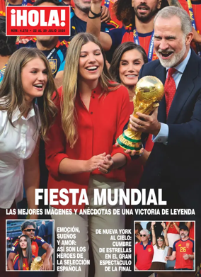Cover of ¡HOLA!