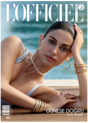 Cover of L'Officiel (Turkey)