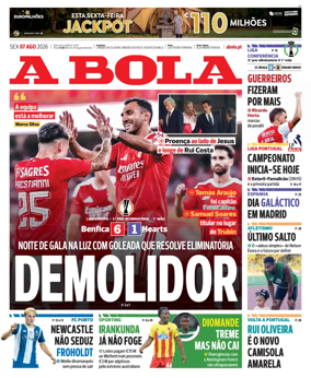 Cover of A BOLA (Portuguese)
