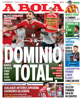 Cover of A BOLA (Portuguese)