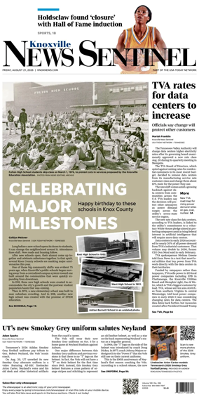 Cover of Knoxville News Sentinel