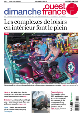 Cover of Dimanche Ouest France (Loire-Atlantique)