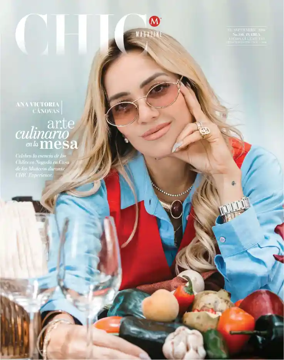 Cover of Chic Magazine Puebla