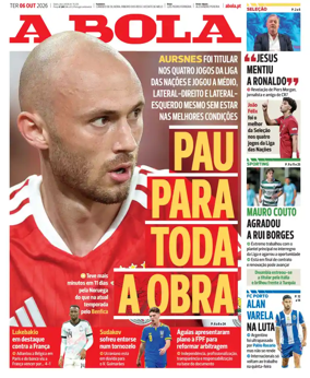 Cover of A BOLA (Portuguese)