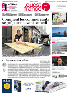 Cover of Ouest France (La Roche-sur-Yon - Fontenay-le-Comte)